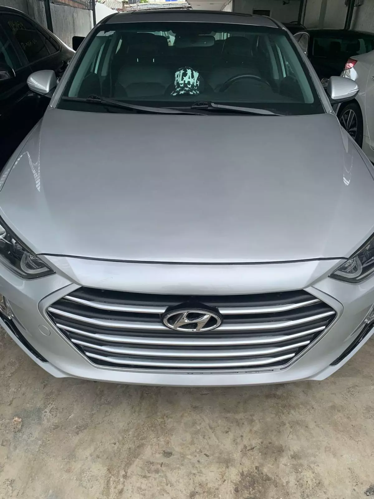 Hyundai Elantra - 2018