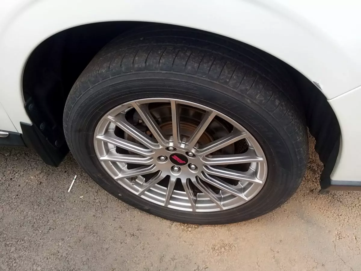 tyre1