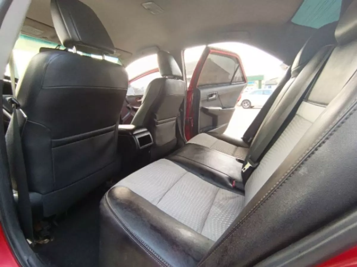 interiorBack