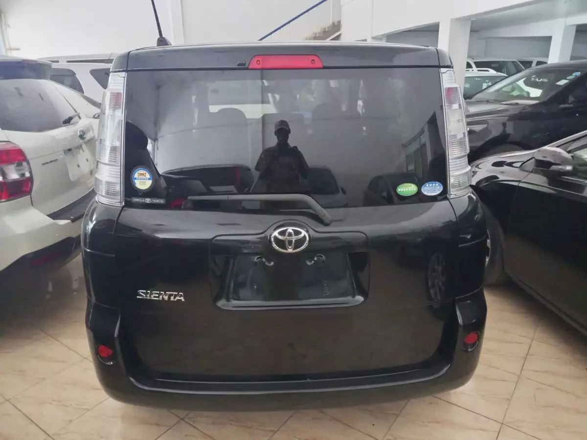 car Back