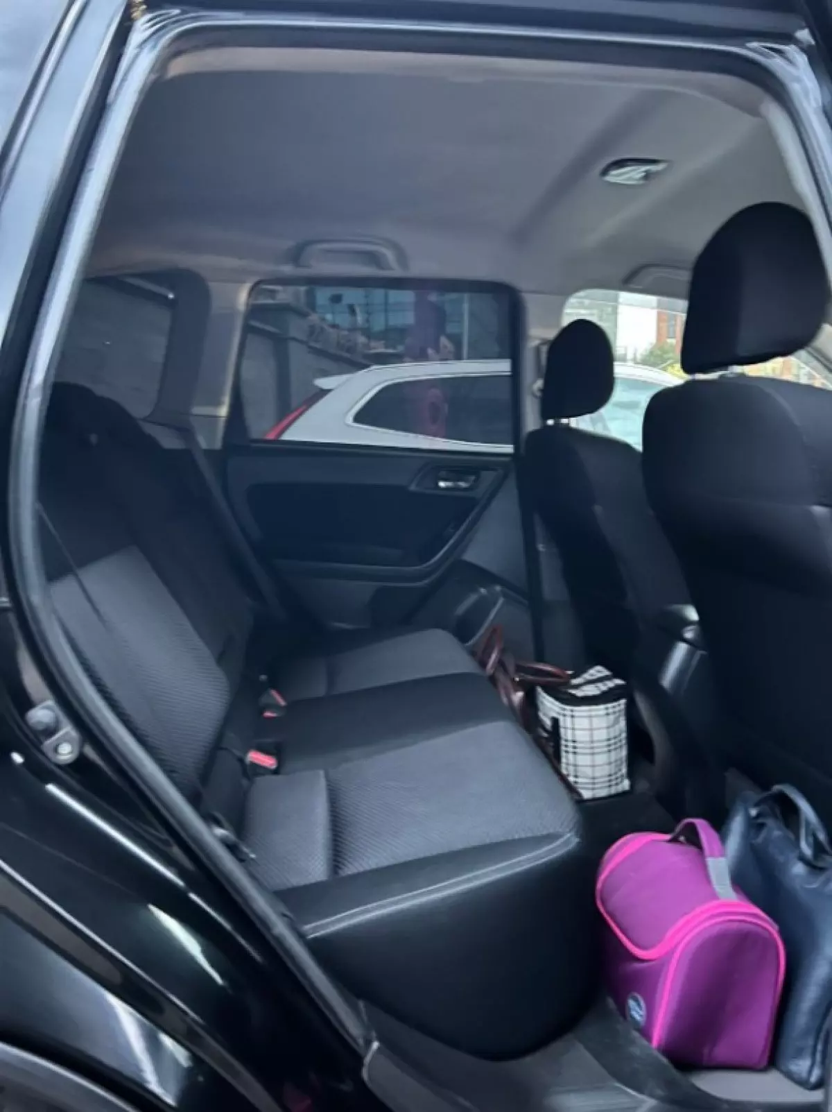 interiorBack