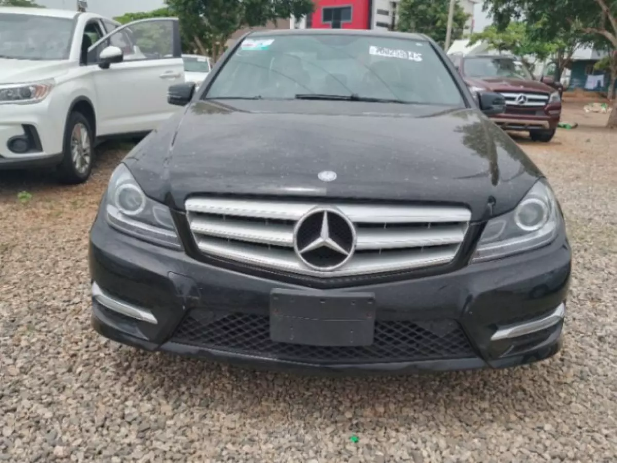 Mercedes-Benz C 300 - 2013