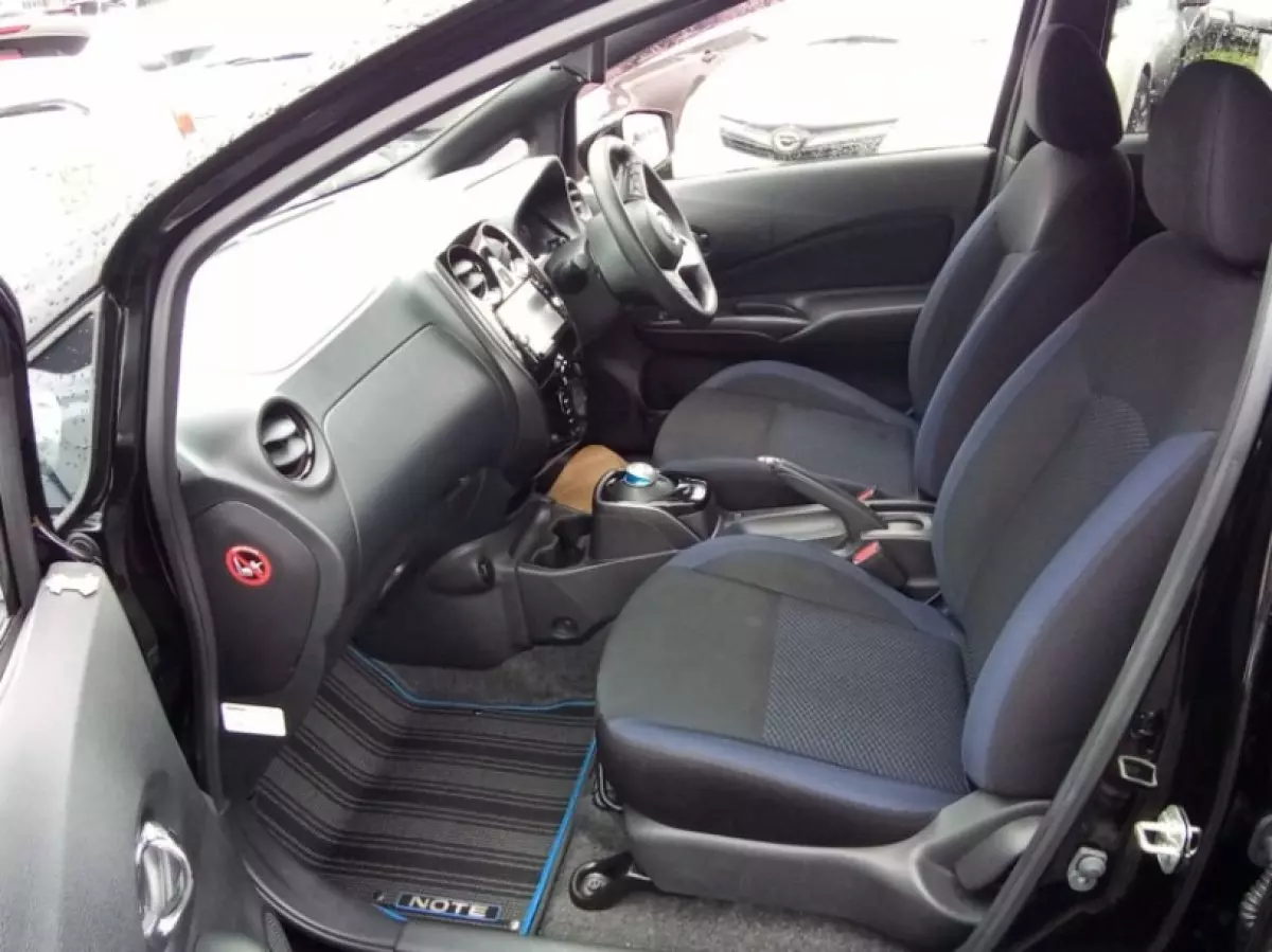 interiorBack