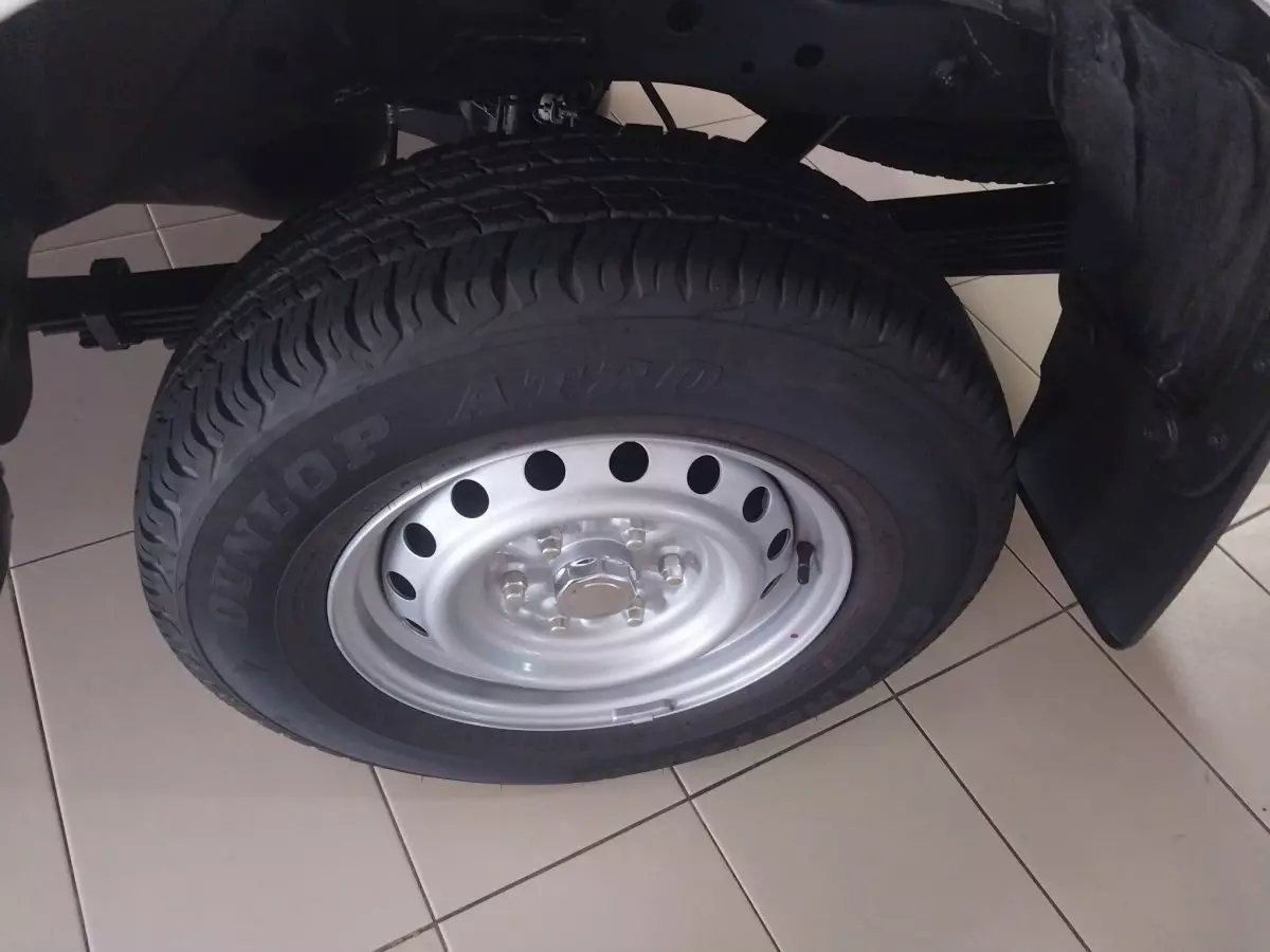 tyre2