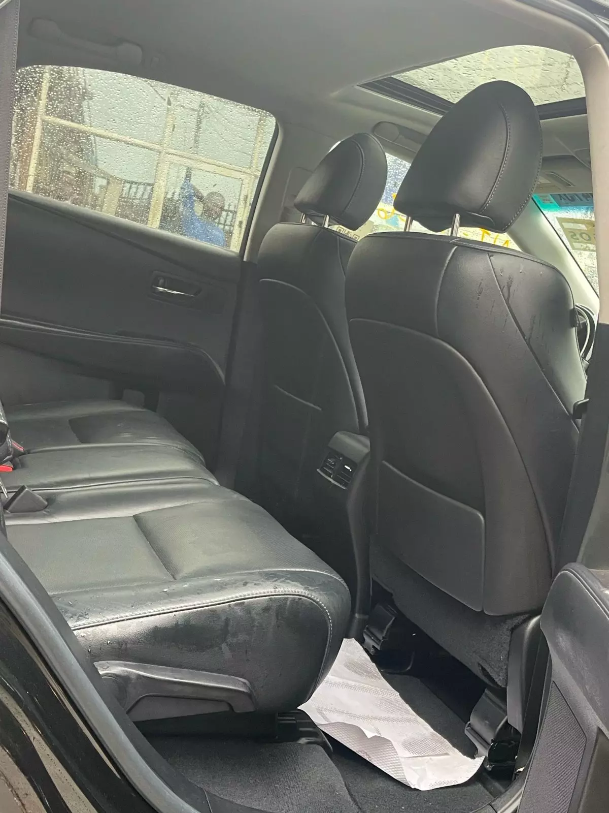 interiorBack