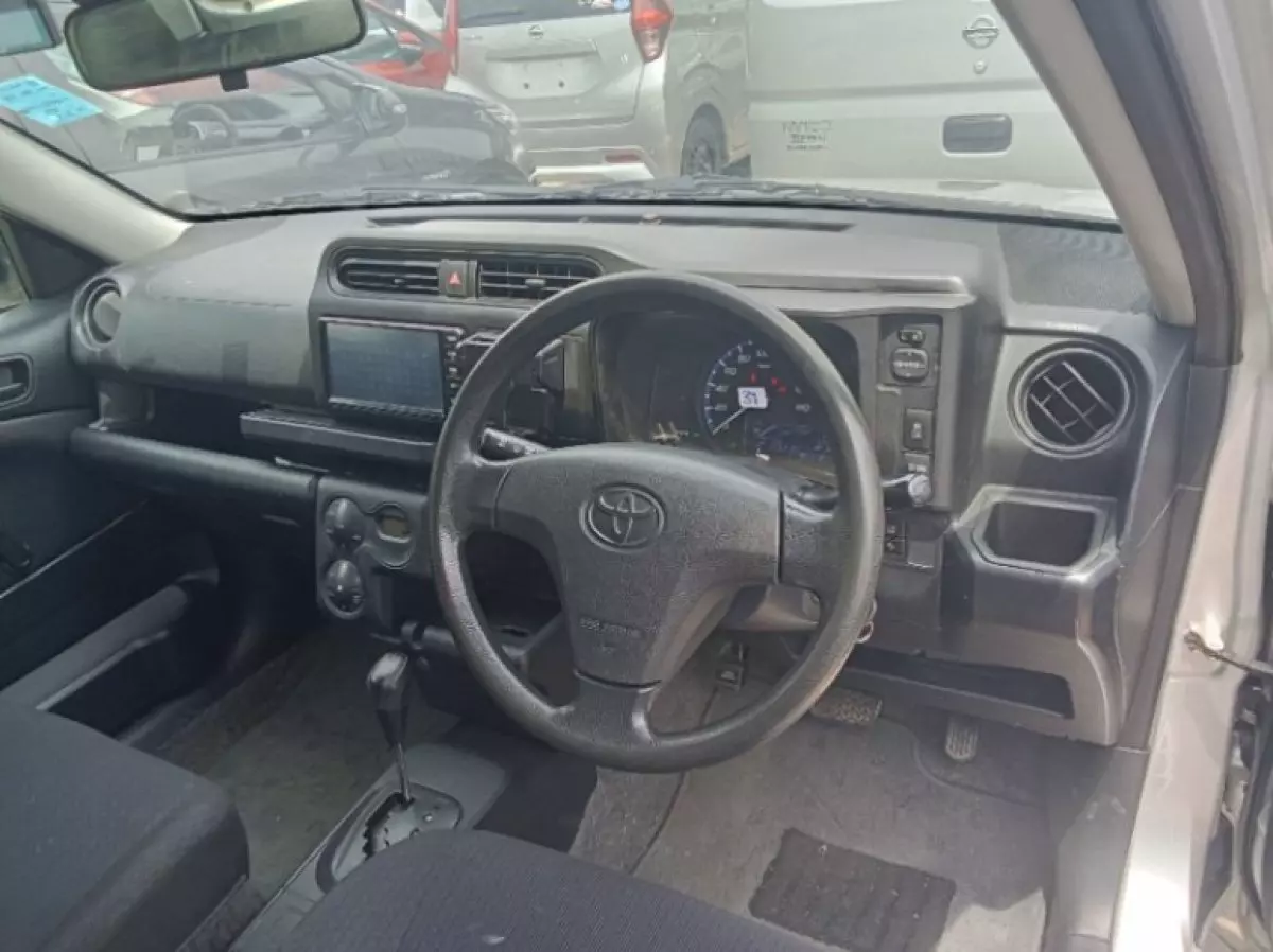 interiorFront