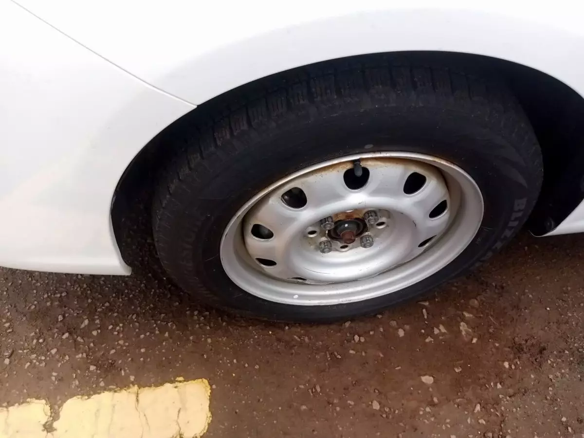 tyre3
