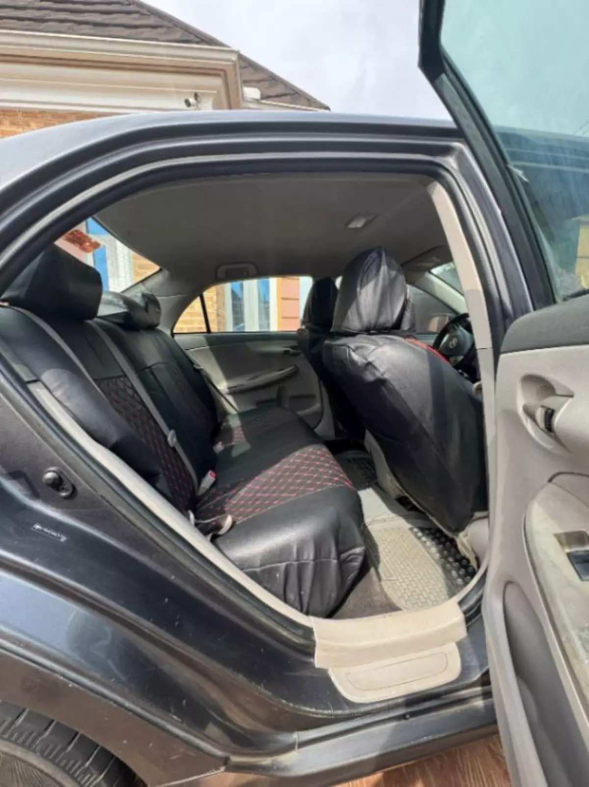 interiorBack