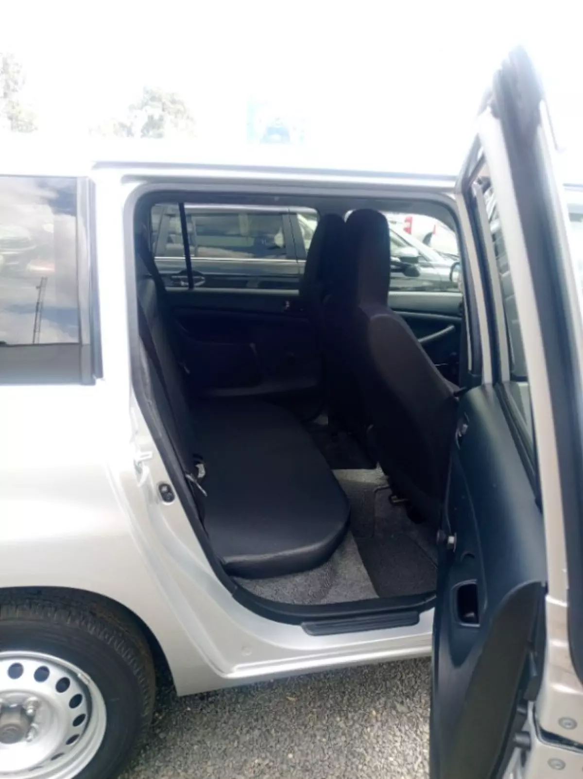 interiorBack