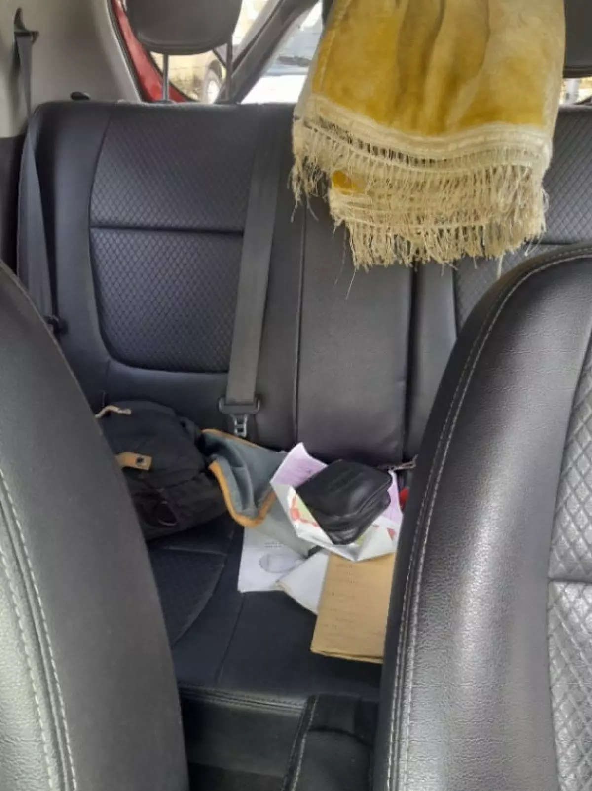 interiorBack
