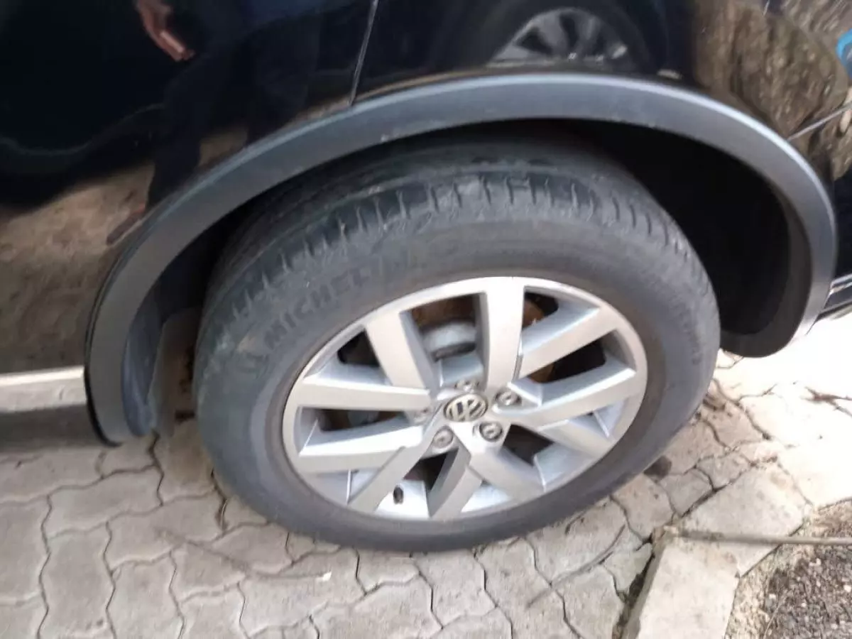 tyre1
