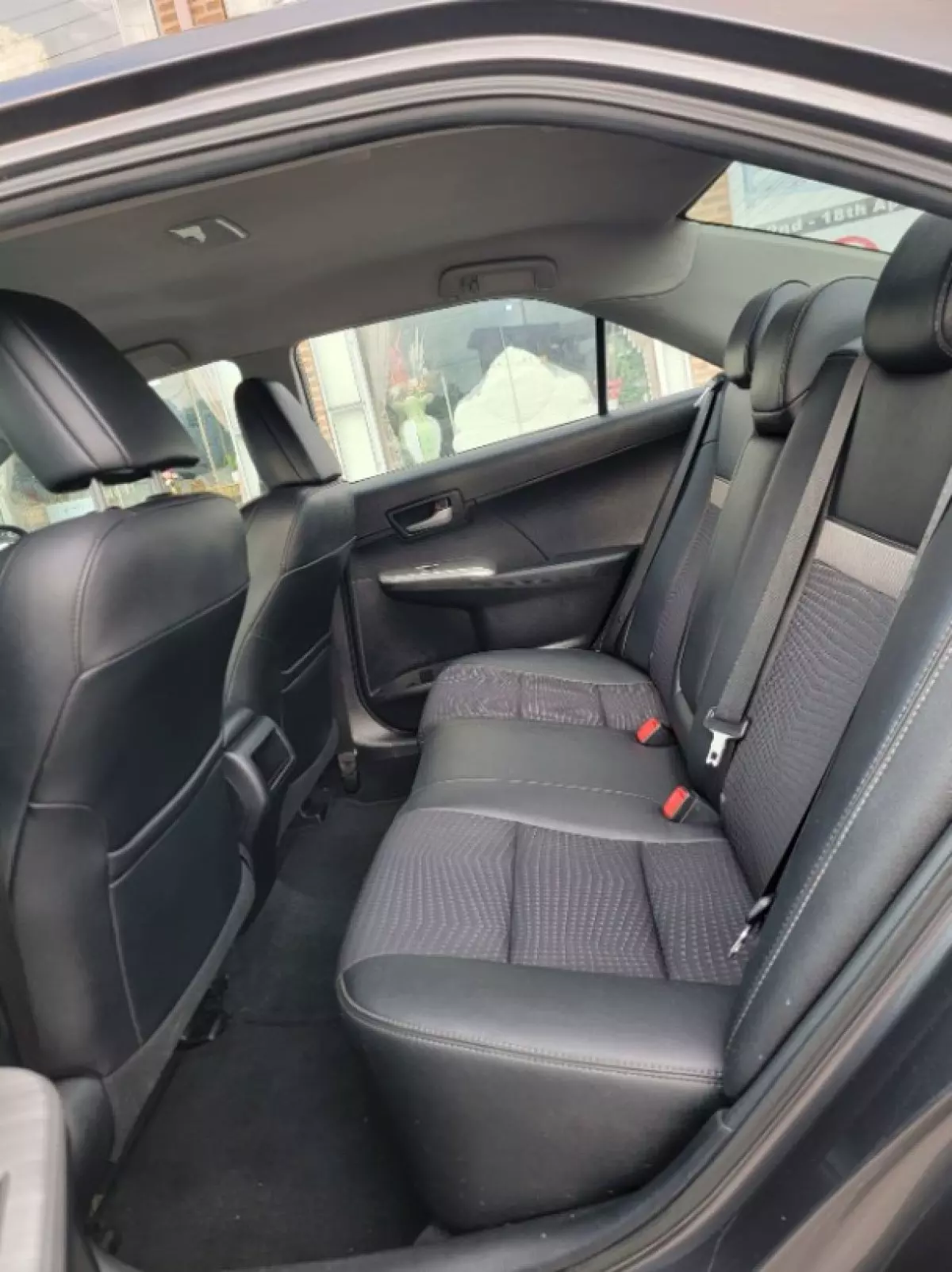interiorBack