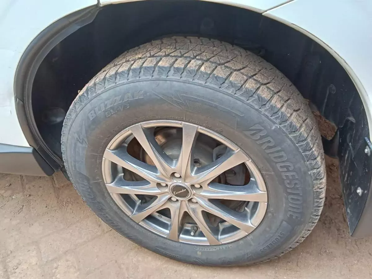 tyre0
