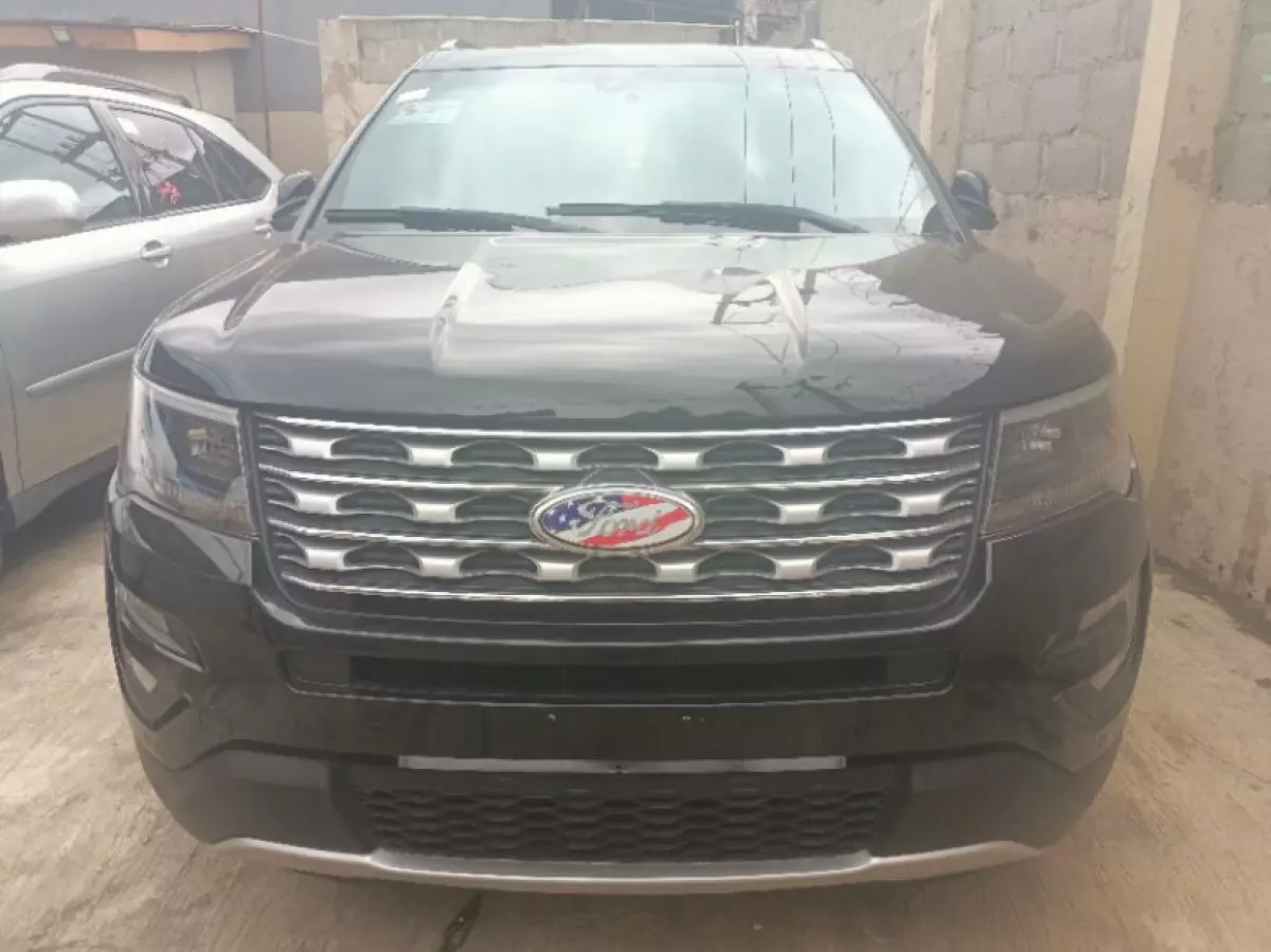 Ford Explorer XLT 3.5L - 2016