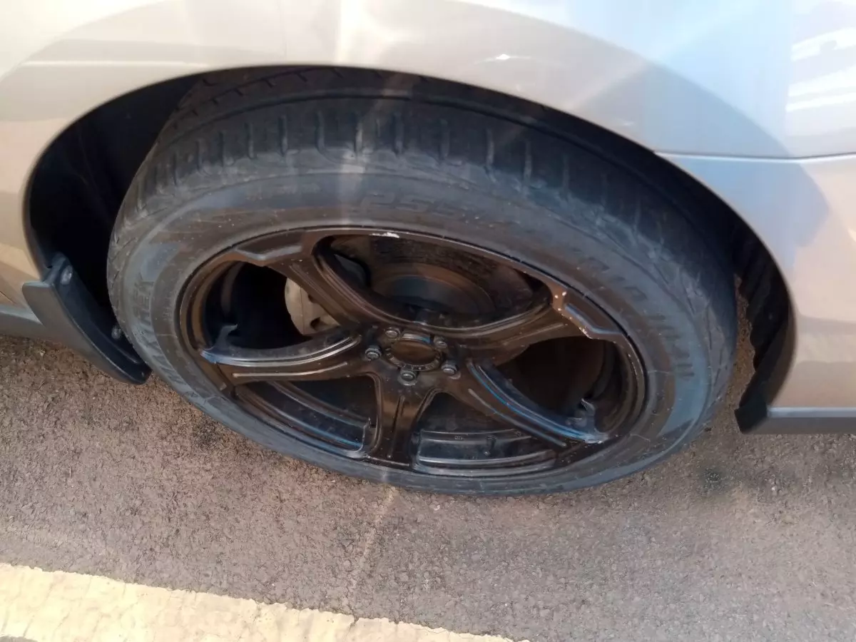 tyre2