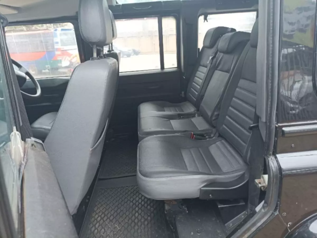 interiorBack