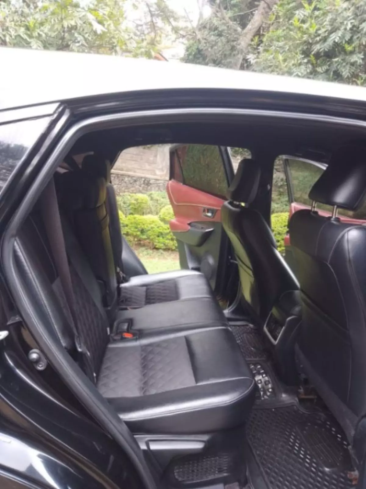 interiorBack