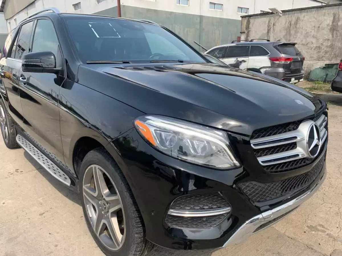 Mercedes-Benz GLE 350 - 2017