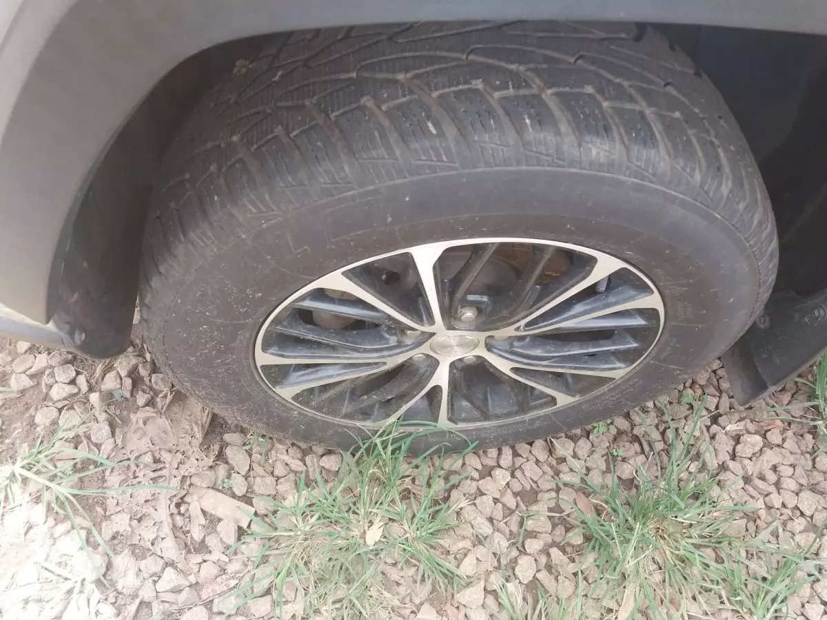 tyre0