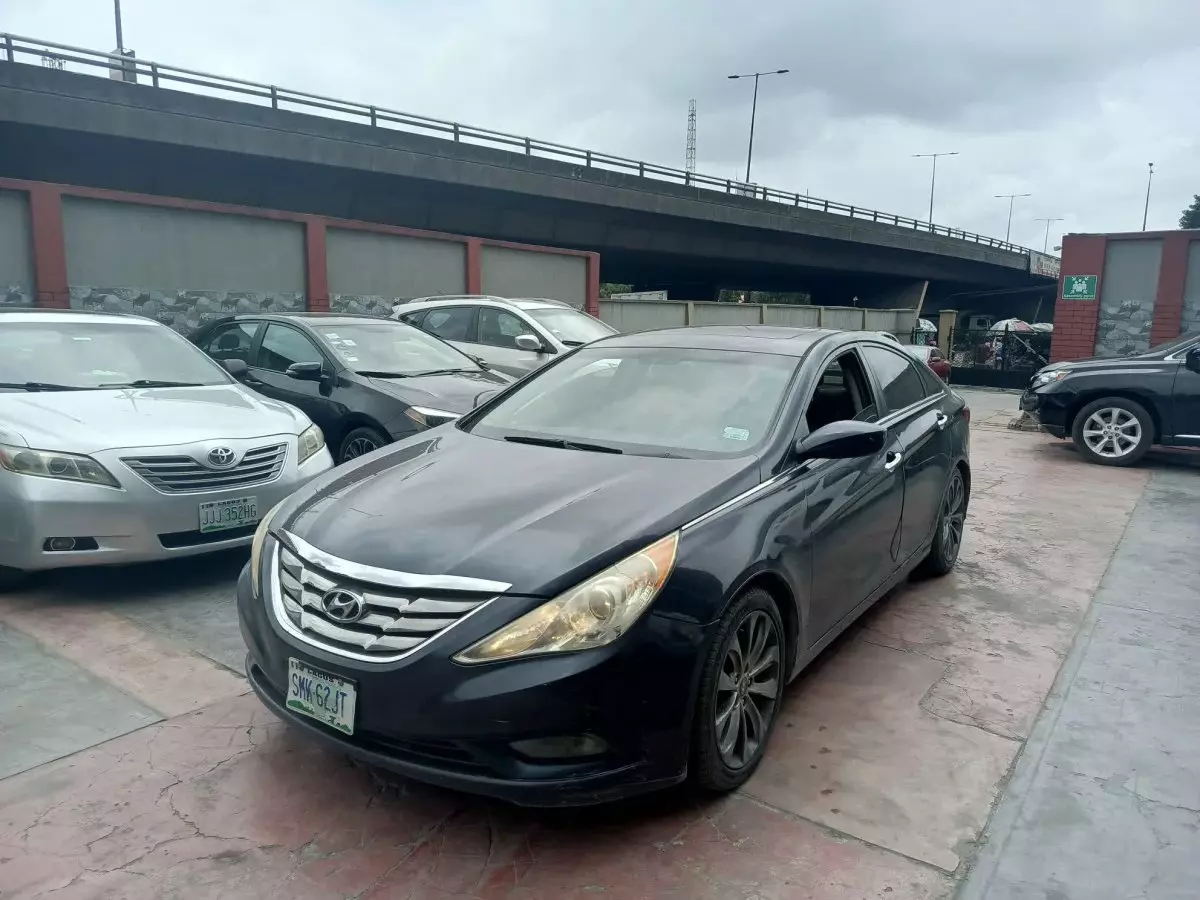car Left Front