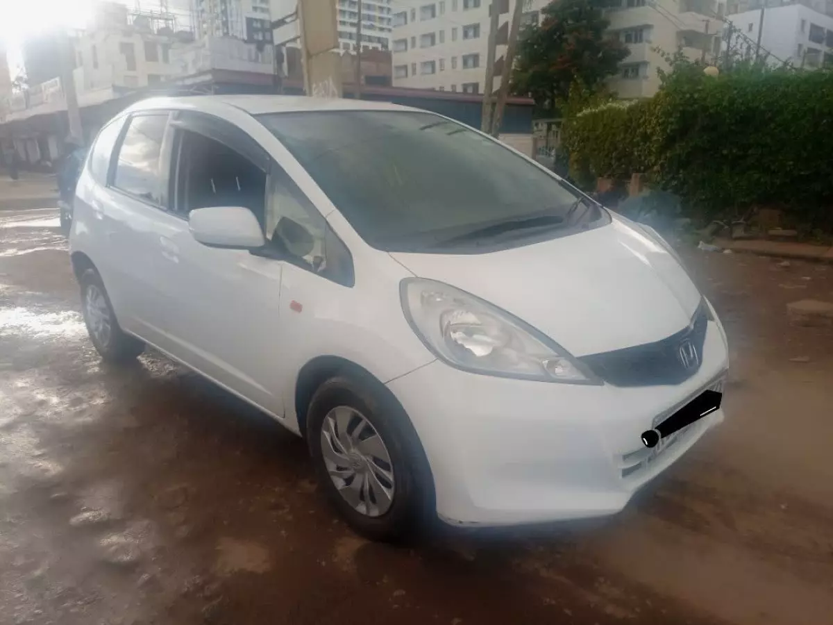 Honda Fit - 2011