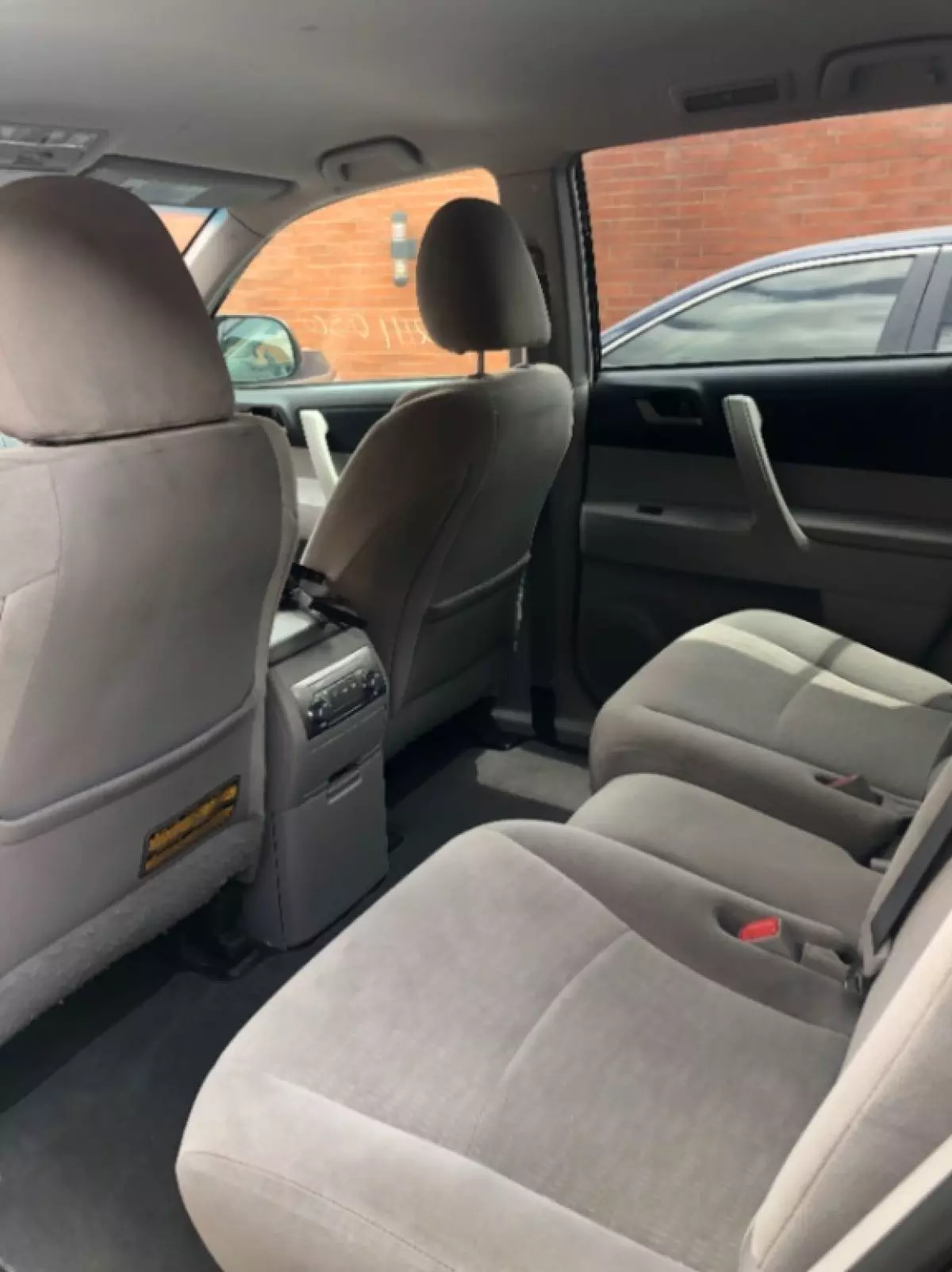 interiorBack