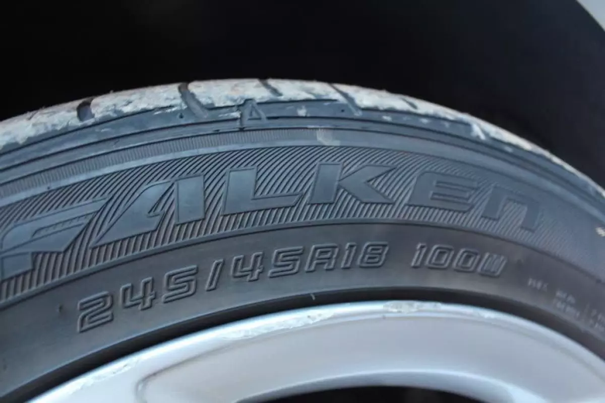 tyre0