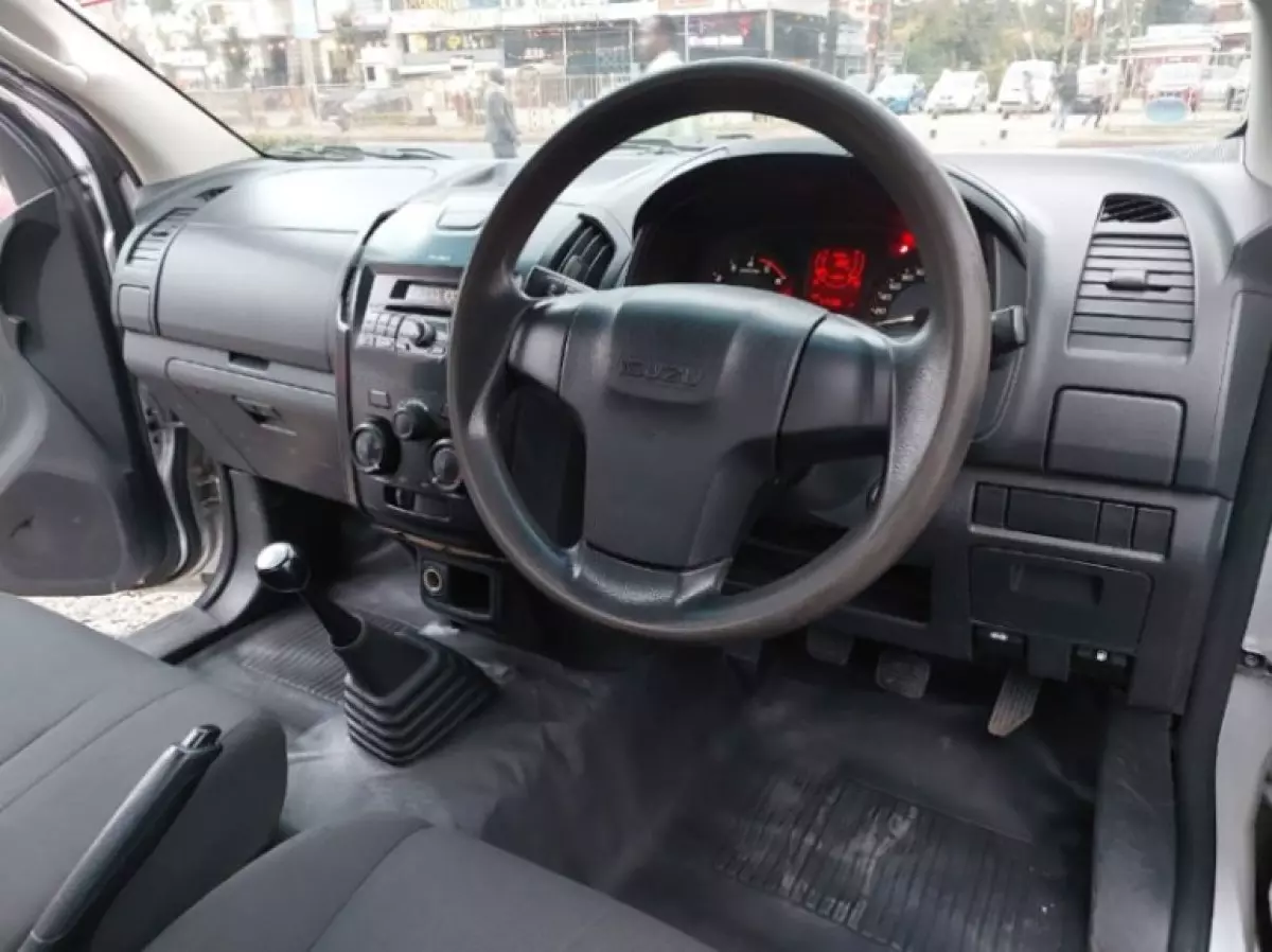 interiorFront