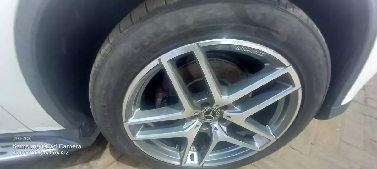 tyre1