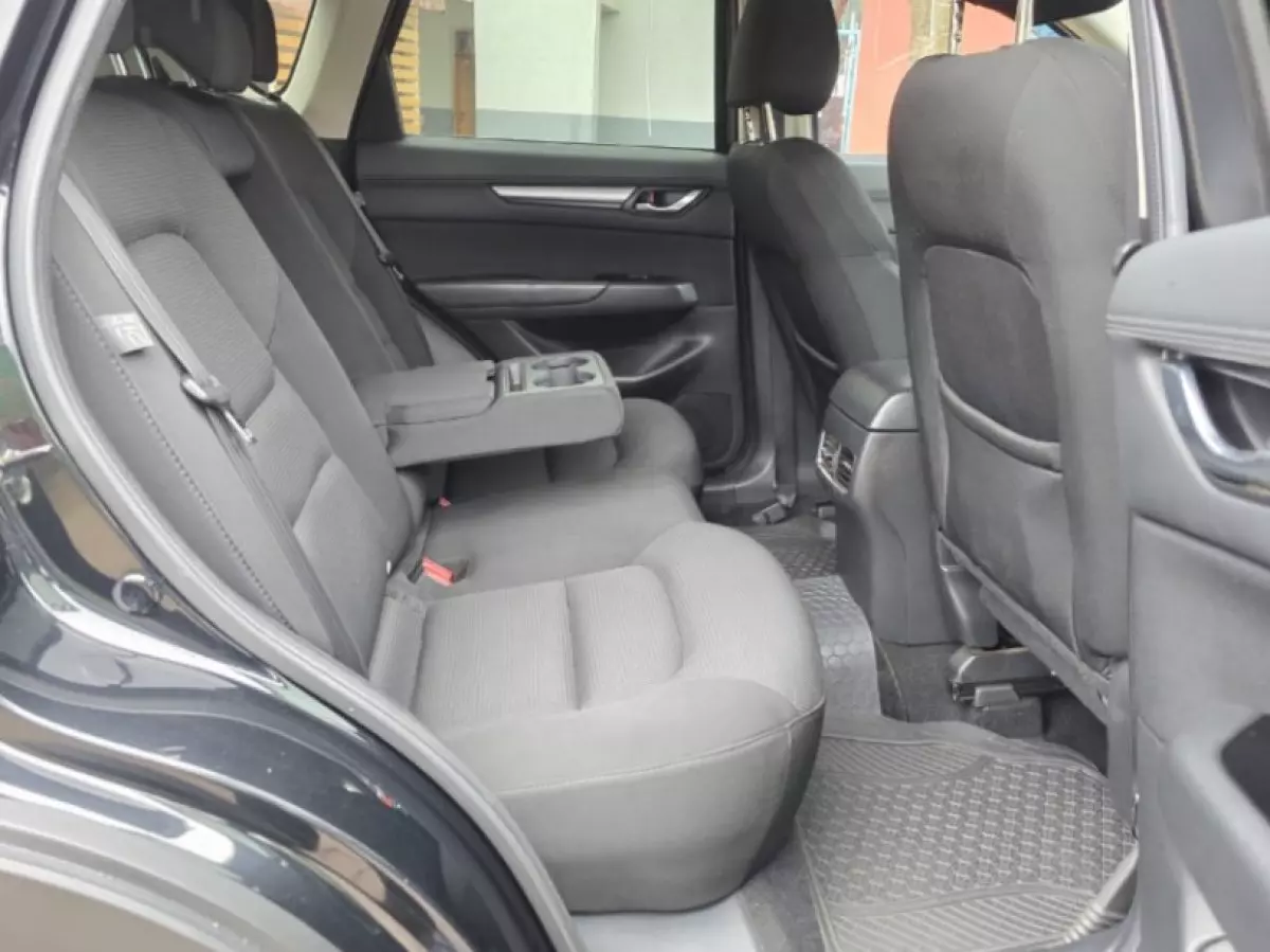 interiorBack
