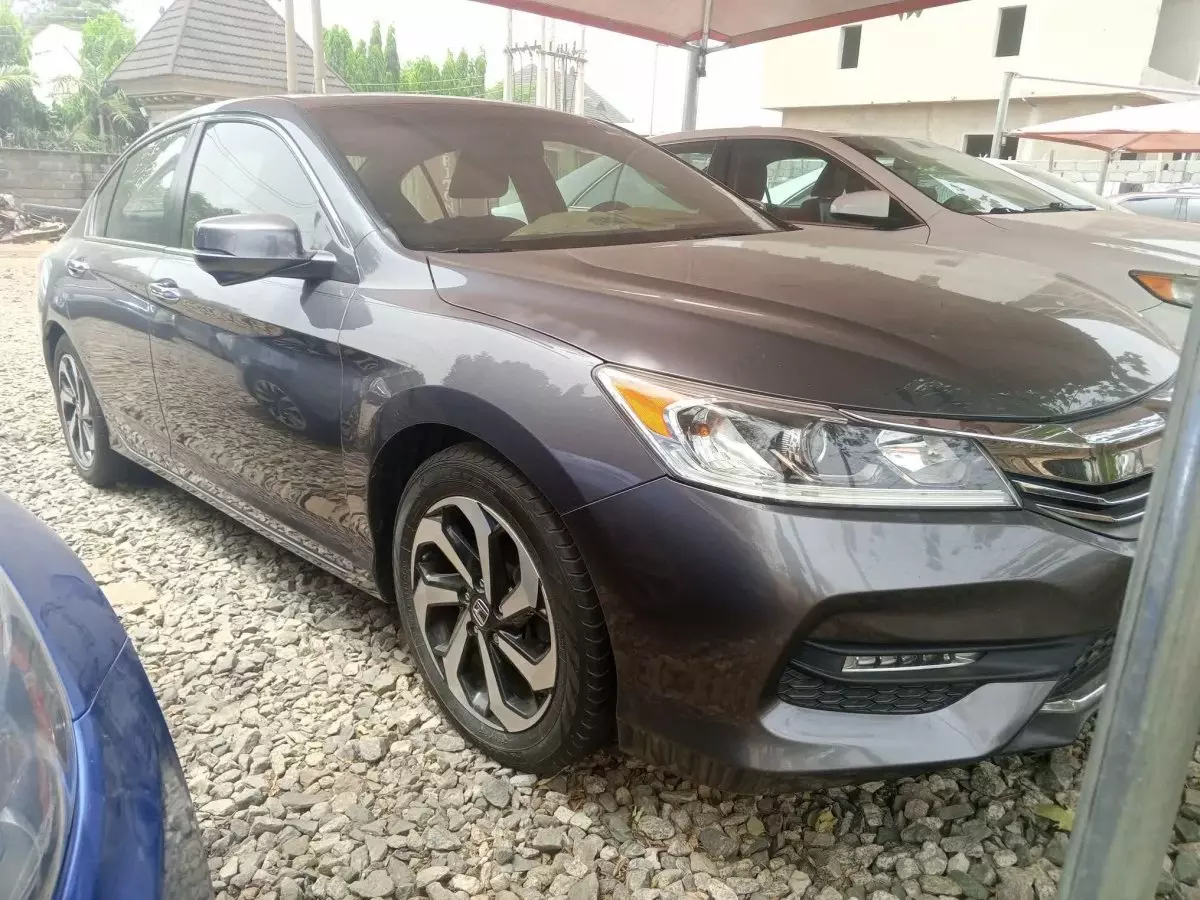car Right Front