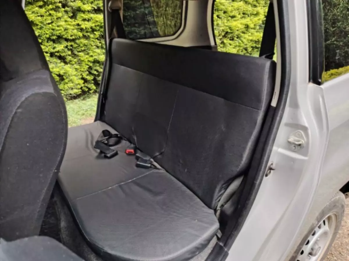 interiorBack