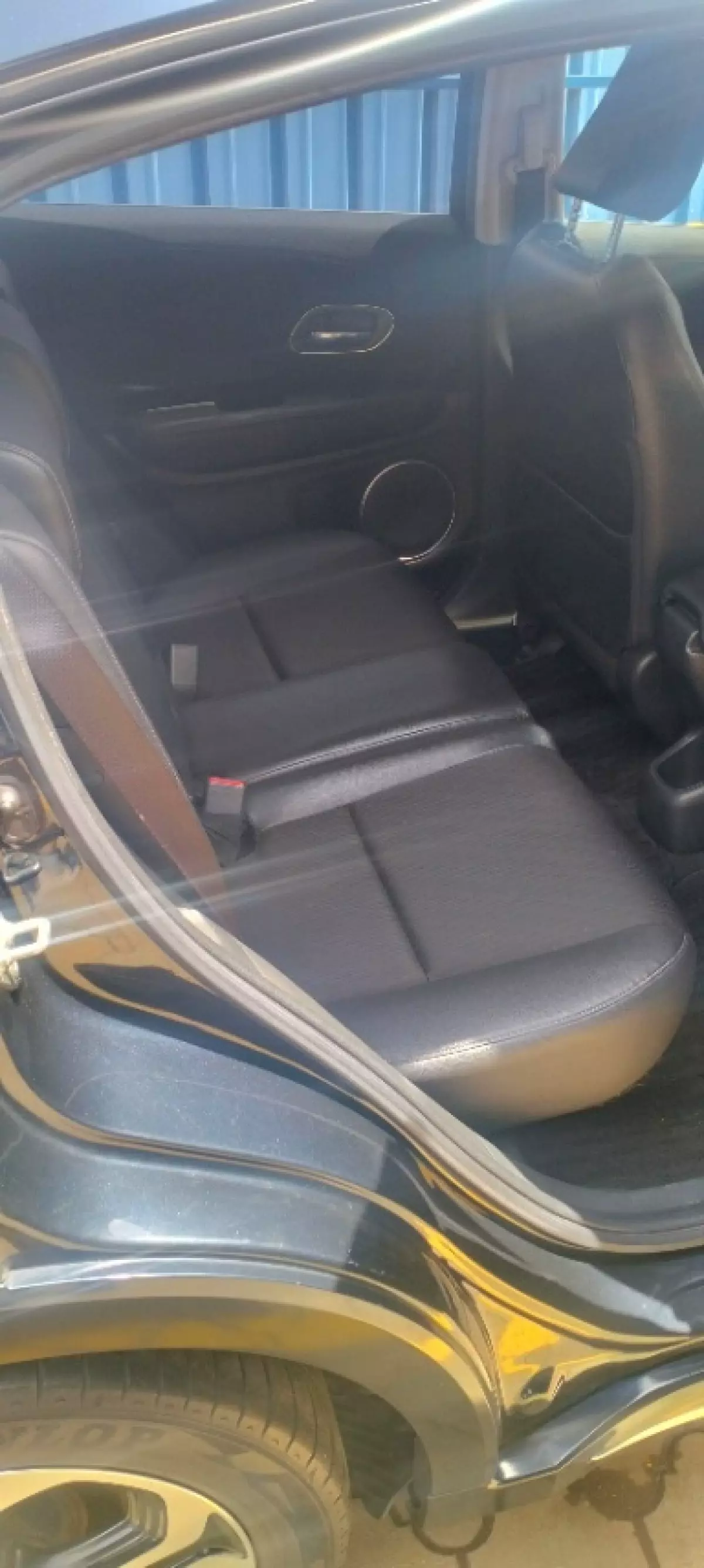 interiorBack