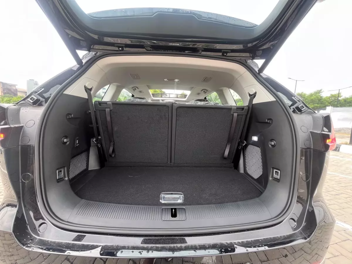 interiorOfTrunk