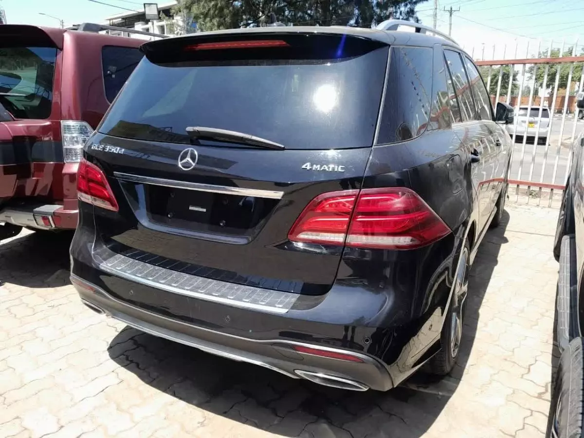 Mercedes-Benz GLE 350 - 2016