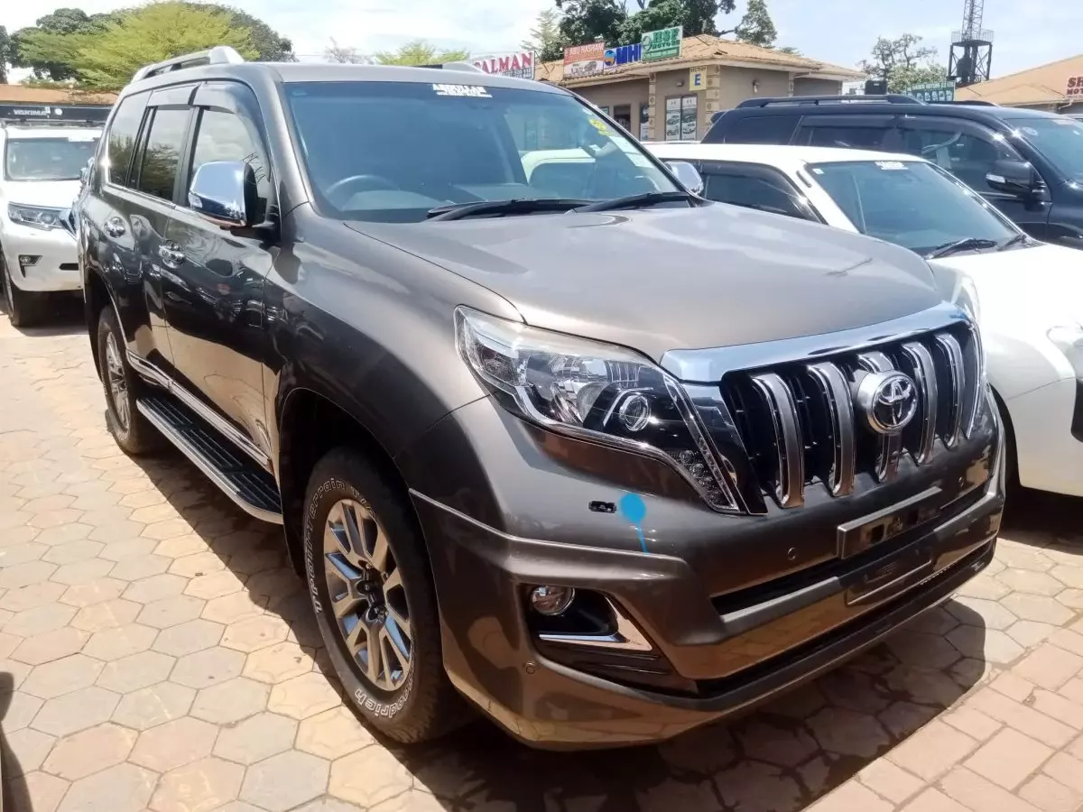 Toyota Landcruiser Prado - 2016