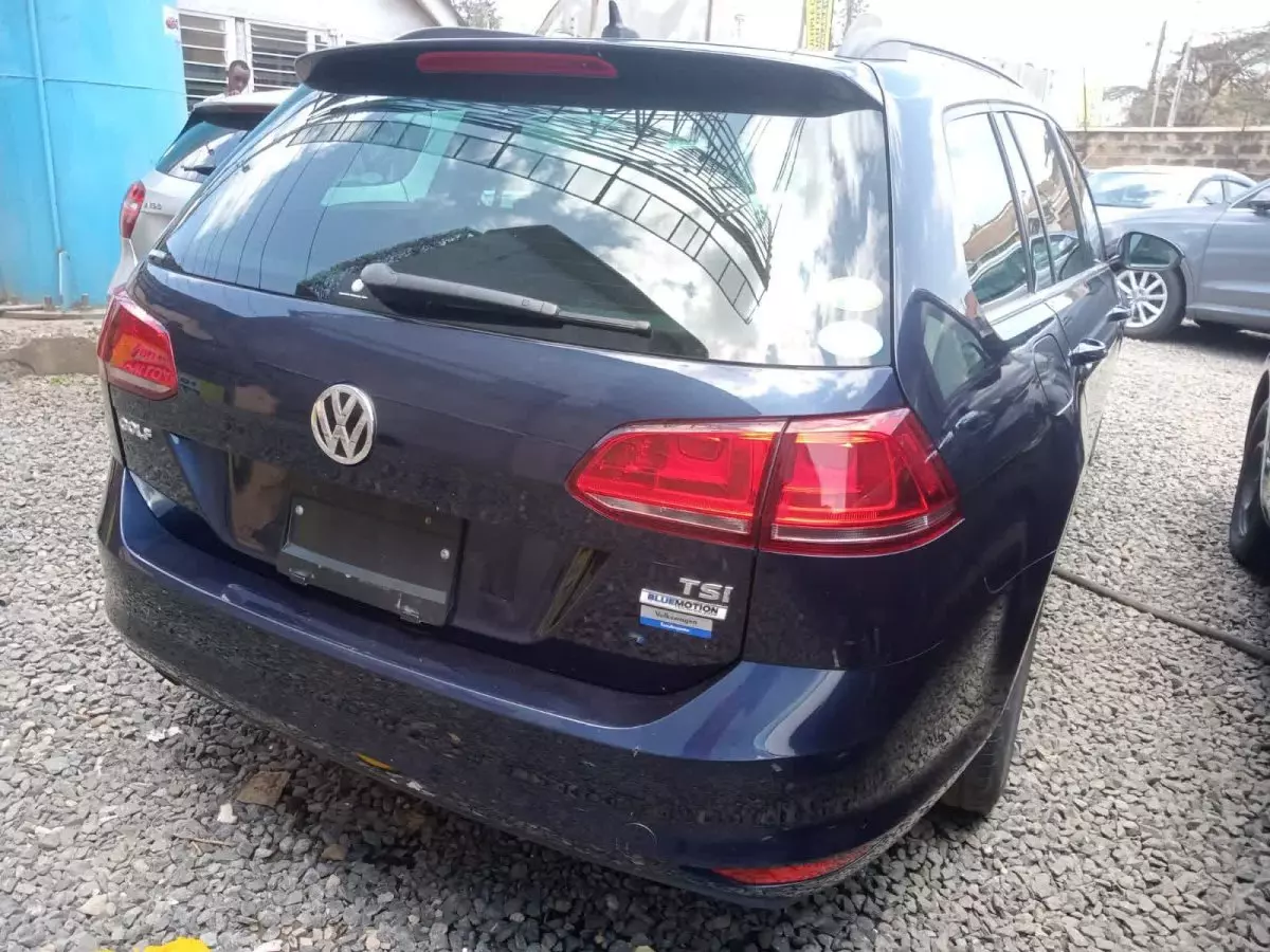 car Right Back