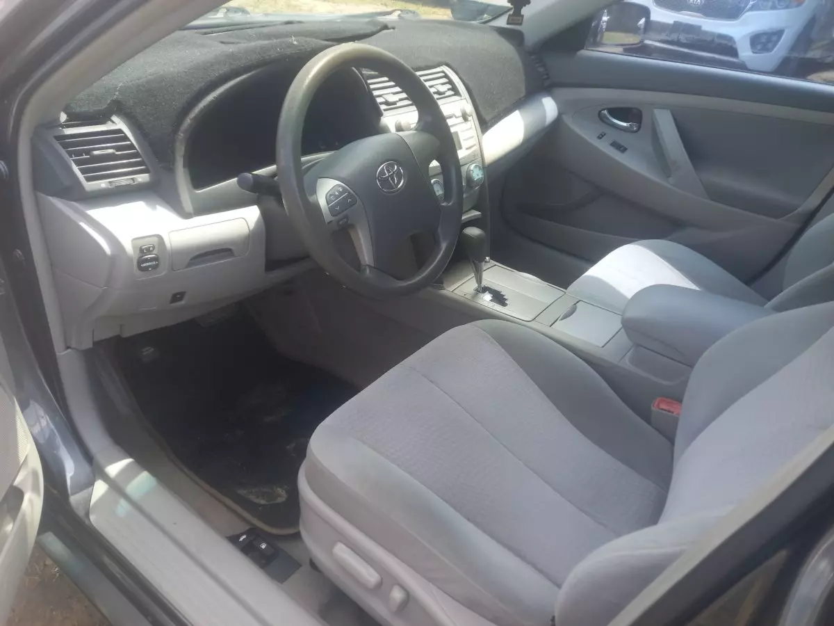 sideInterior
