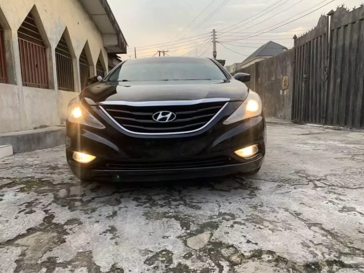 car Left Front