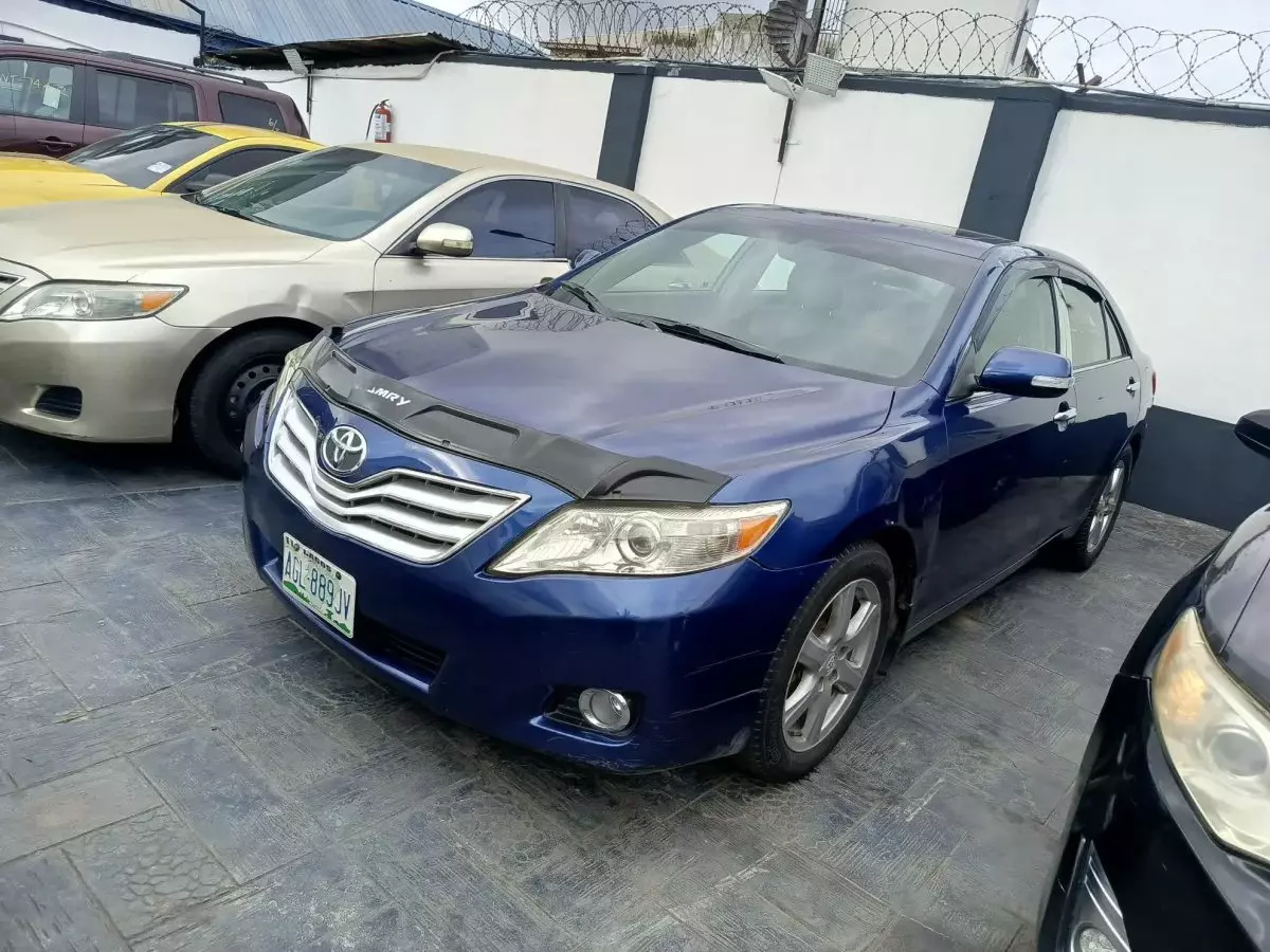 Toyota camry - 2009