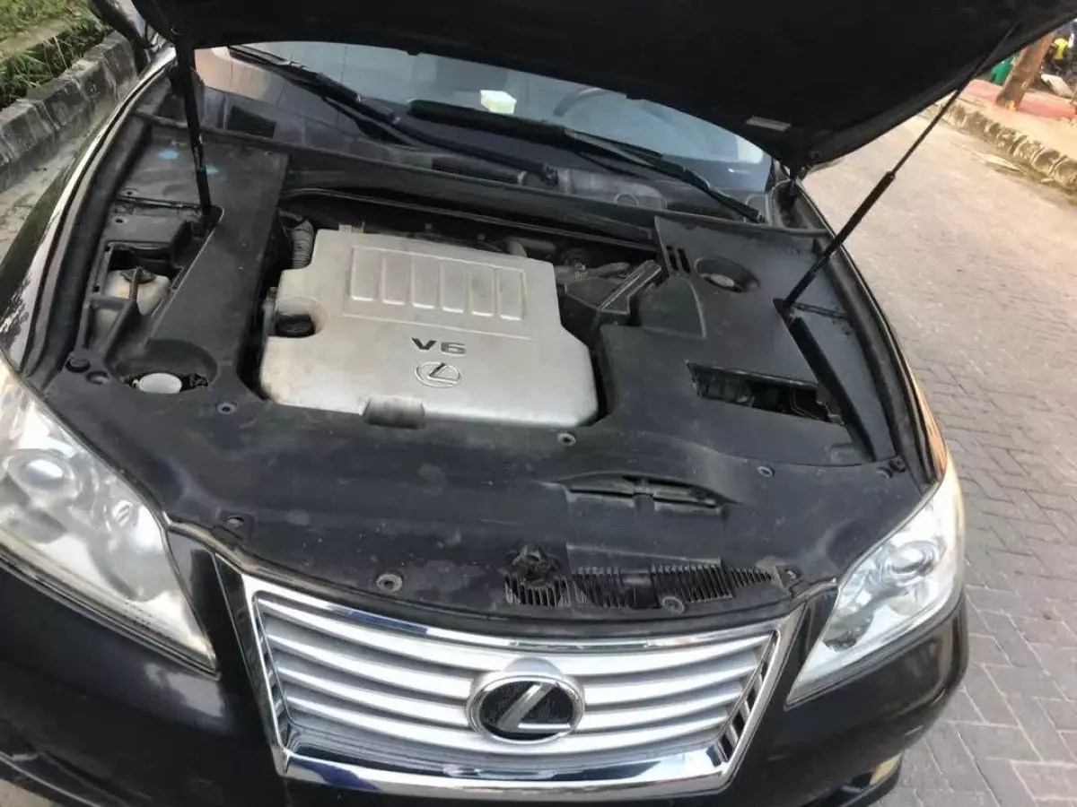 car Left Back
