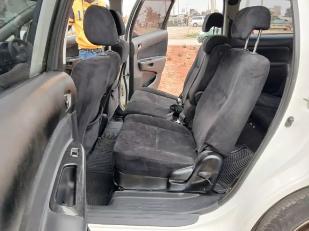 interiorBack