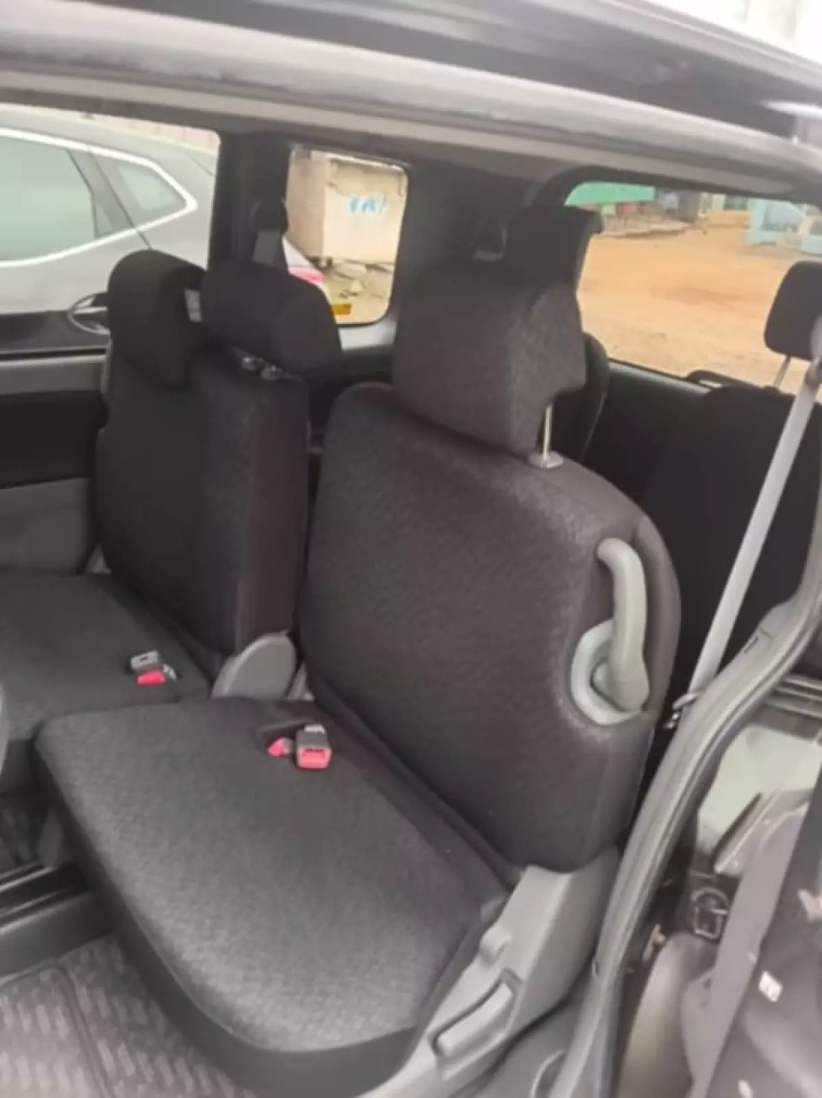 interiorBack