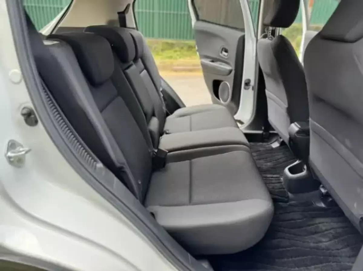interiorBack