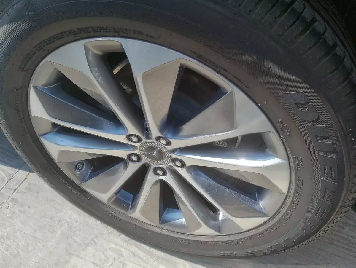 tyre2