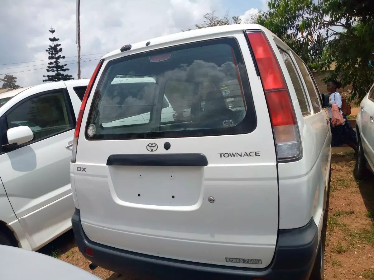 car Back