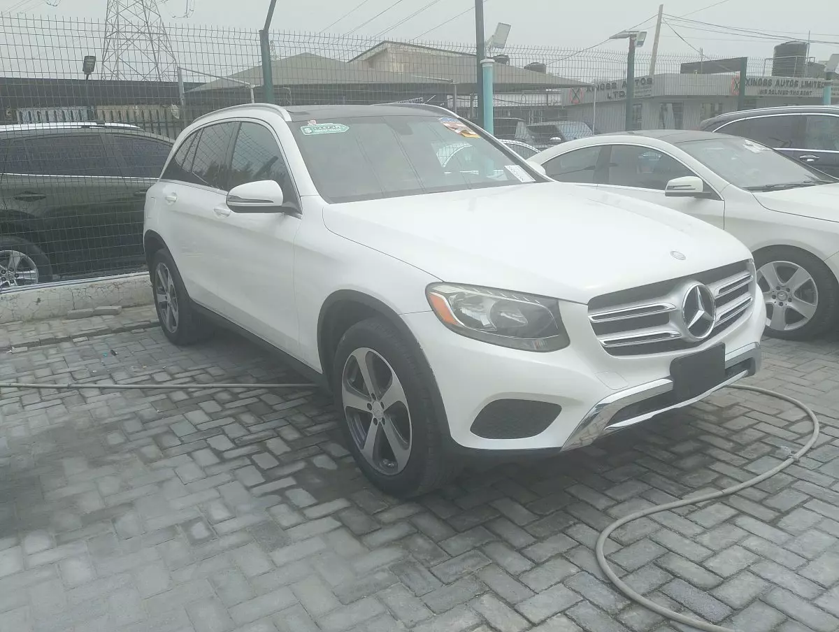 Mercedes-Benz GLC 300 - 2017