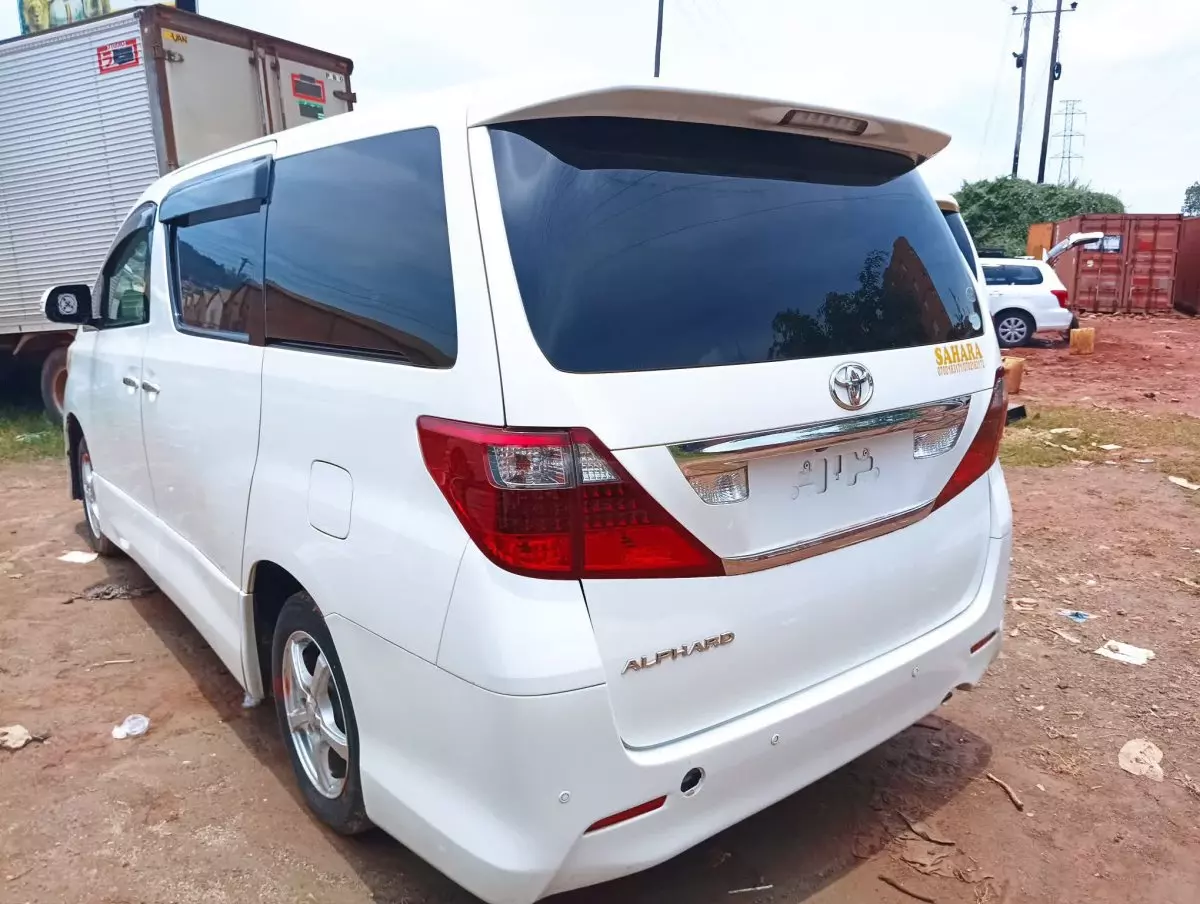 car Left Back