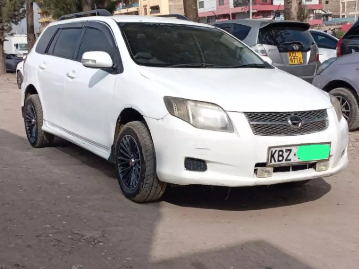 Toyota Fielder  - 2012