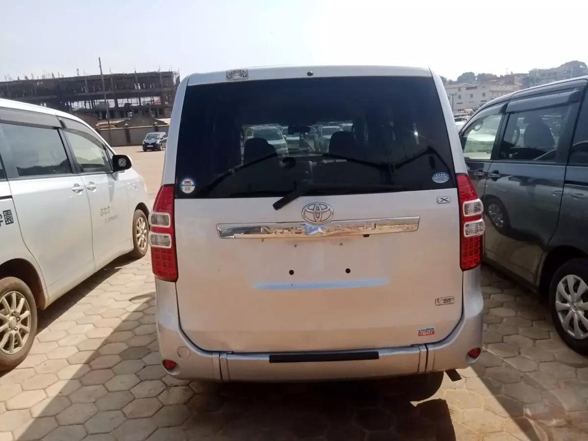 car Back